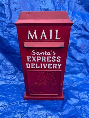 Vintage Santa mail box
